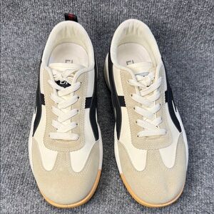 De Florence Cloudea Women’s Cream and Black Low-Profile Lace-Up Sneakers 10 EU41